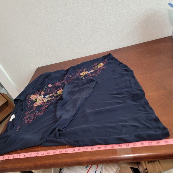 J.Jill Floral Embroidered Blouse Navy 2X Top - Picture 8 of 9